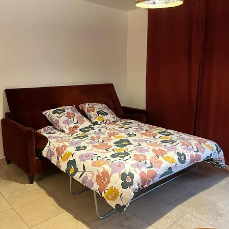 Apartman La Casita Escondida - Private Garden And Pool